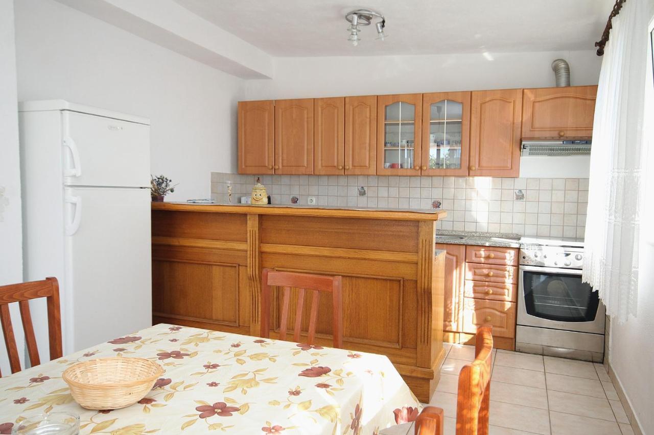 Family Friendly Seaside Apartments Vlasici, Pag - 4319 Екстер'єр фото